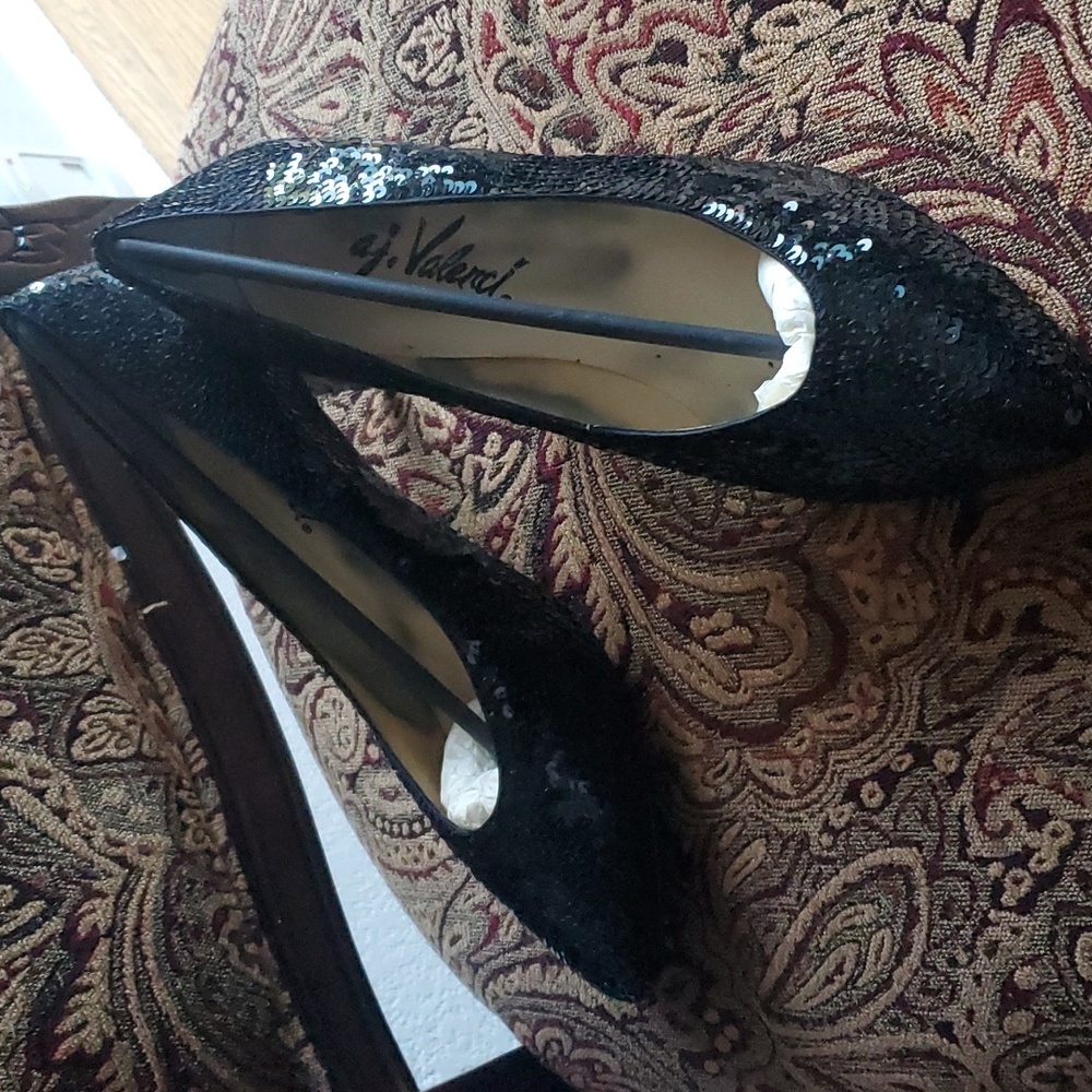 Sequence black Heels